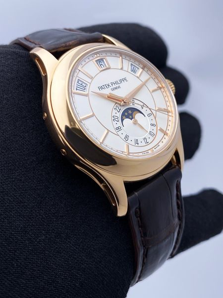 Patek Philippe Complications 5205R-001